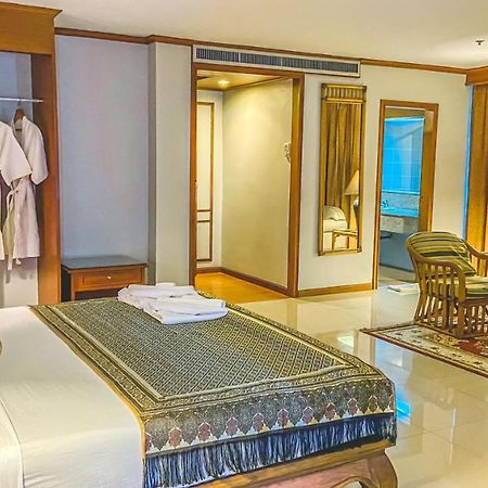 K Park Grand Hotel Sha Plus Certified Surat Thani Exteriör bild