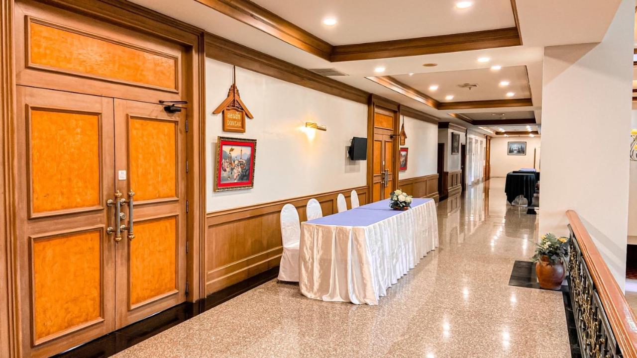 K Park Grand Hotel Sha Plus Certified Surat Thani Exteriör bild