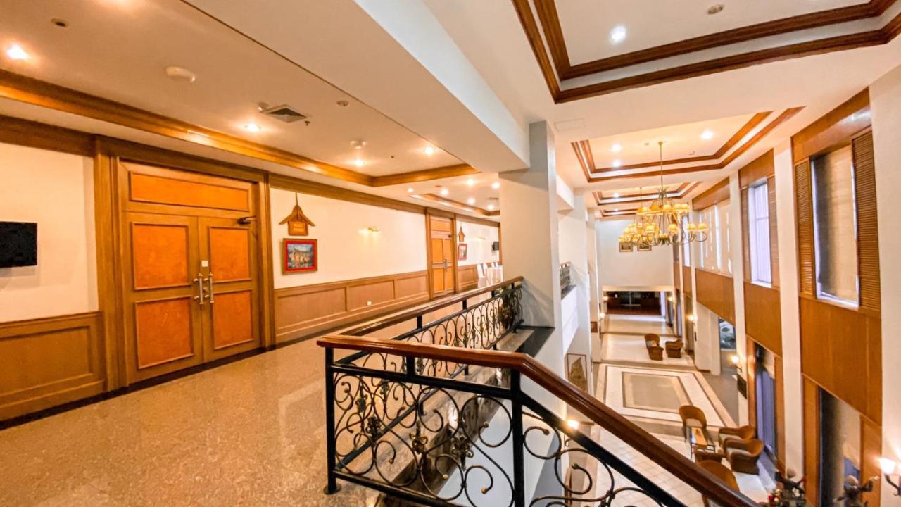 K Park Grand Hotel Sha Plus Certified Surat Thani Exteriör bild
