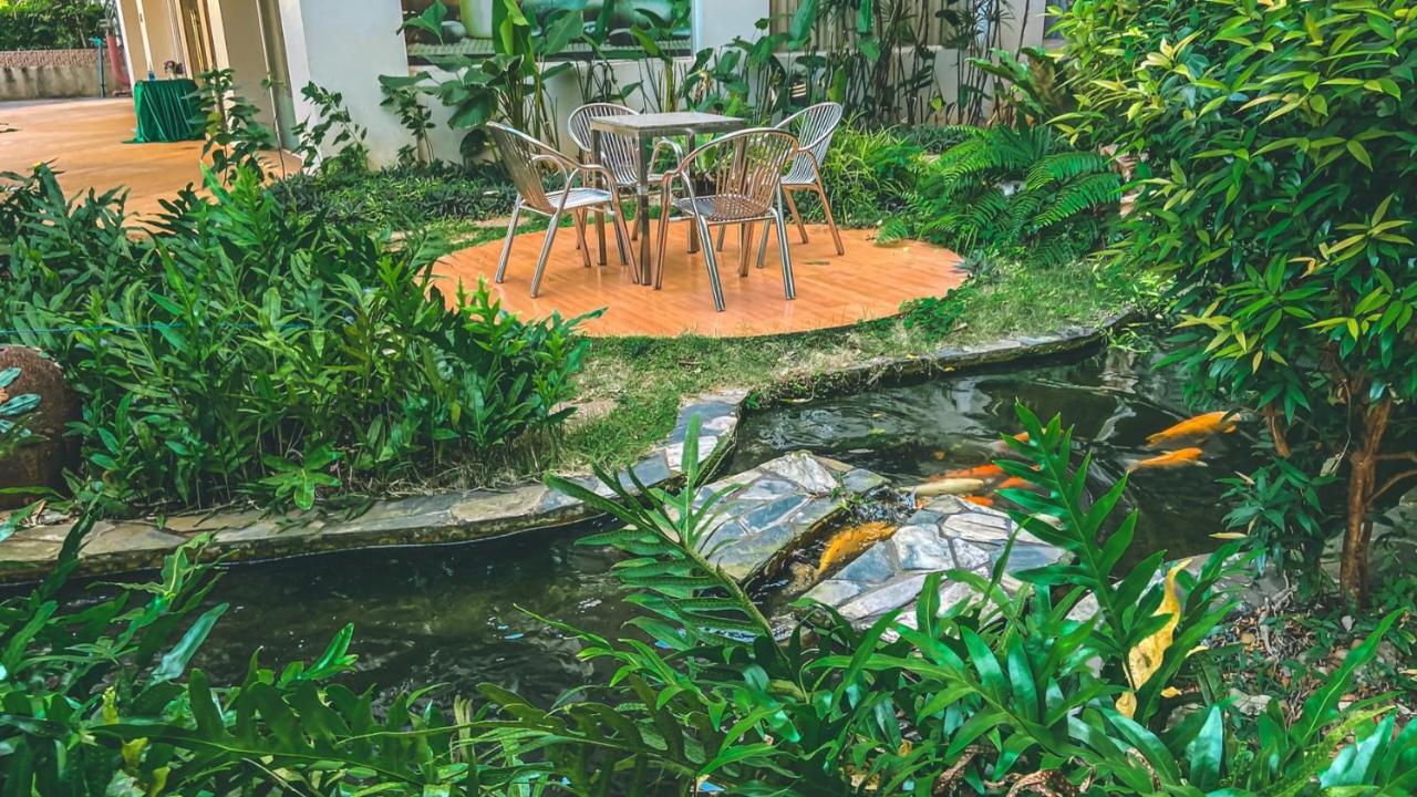 K Park Grand Hotel Sha Plus Certified Surat Thani Exteriör bild