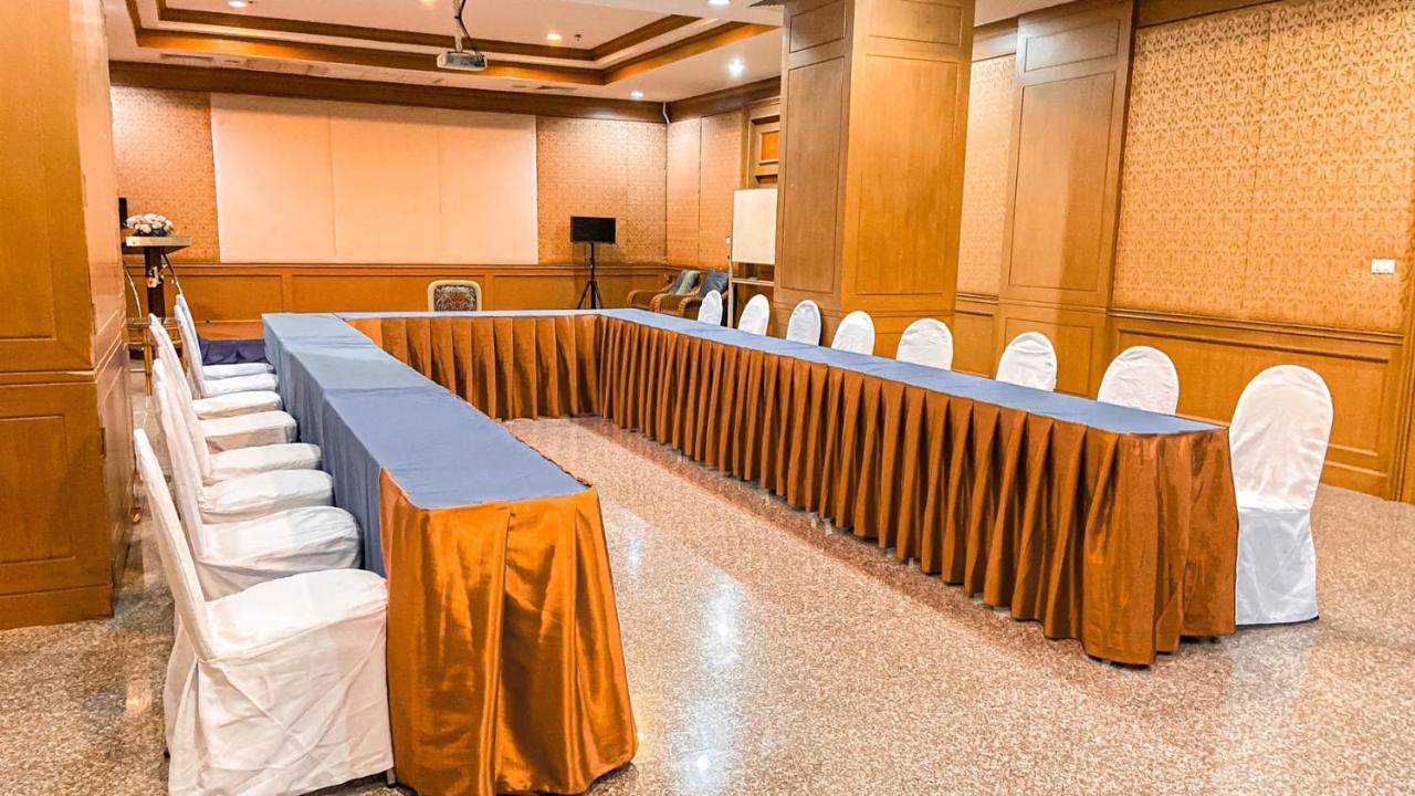 K Park Grand Hotel Sha Plus Certified Surat Thani Exteriör bild