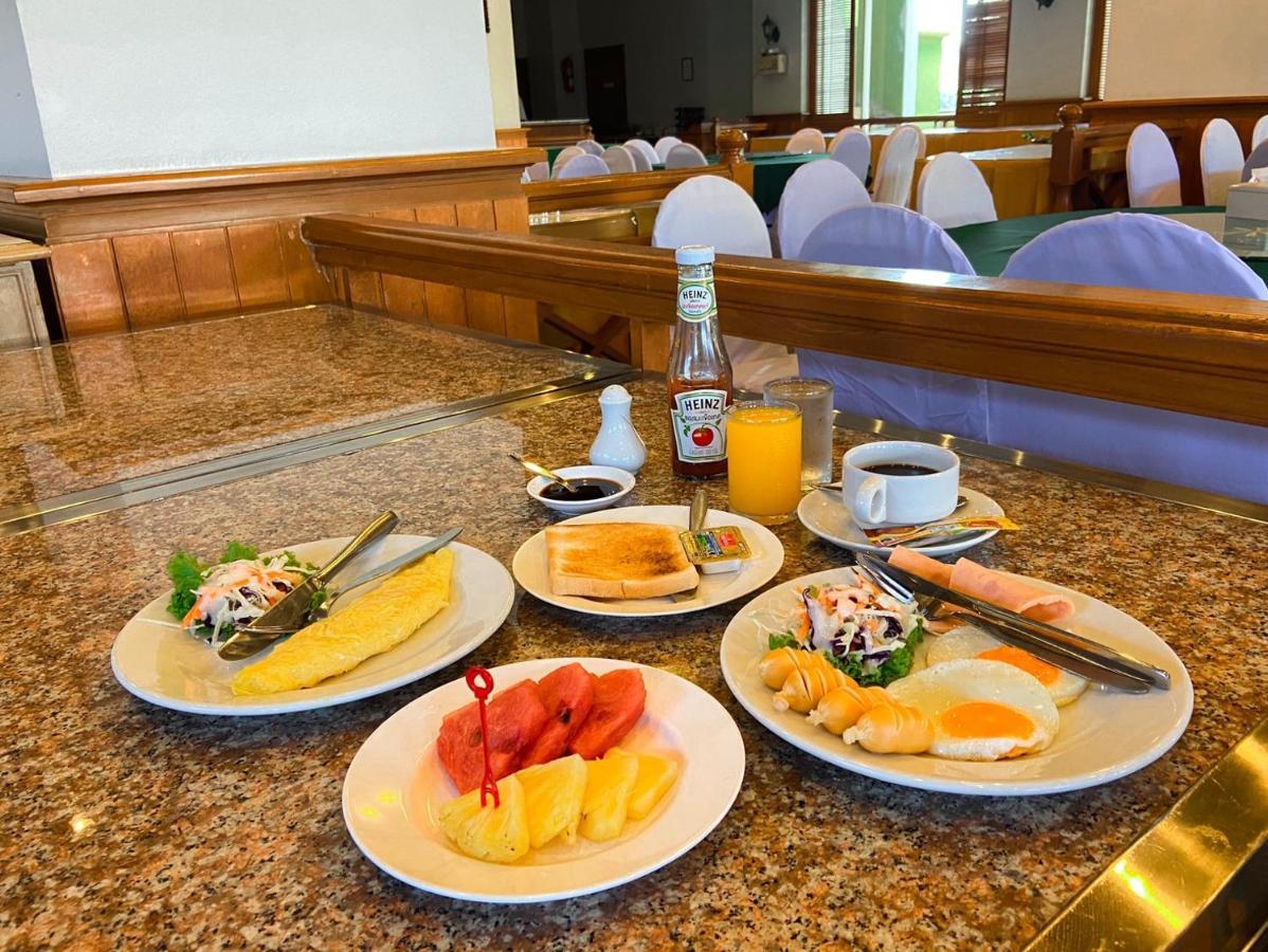 K Park Grand Hotel Sha Plus Certified Surat Thani Exteriör bild