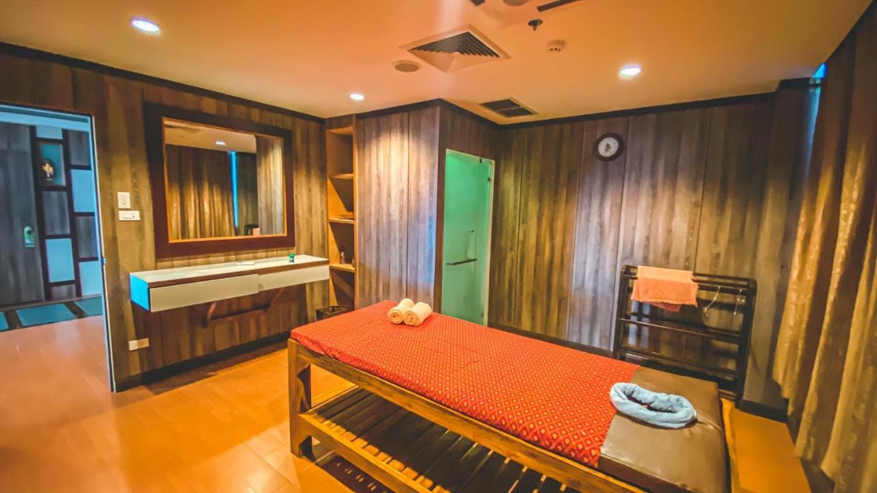 K Park Grand Hotel Sha Plus Certified Surat Thani Exteriör bild
