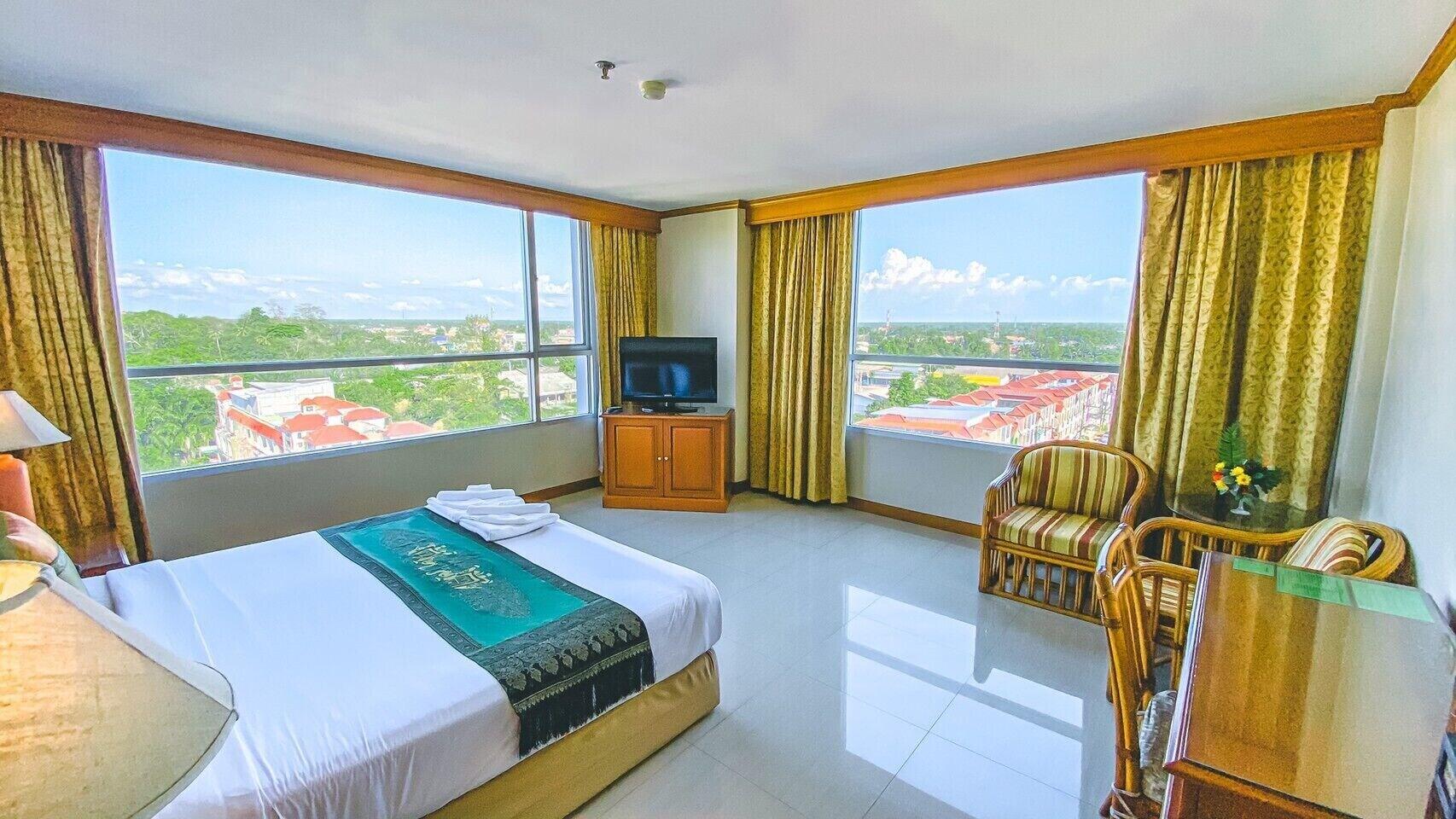 K Park Grand Hotel Sha Plus Certified Surat Thani Exteriör bild