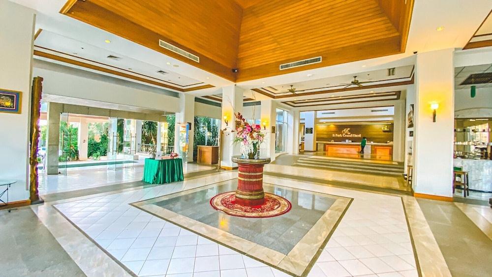 K Park Grand Hotel Sha Plus Certified Surat Thani Exteriör bild